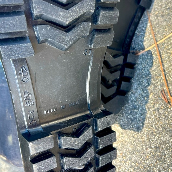 EUC Burberry Anthracite checked wellington boots 37 black plaid pattern - Picture 4 of 5